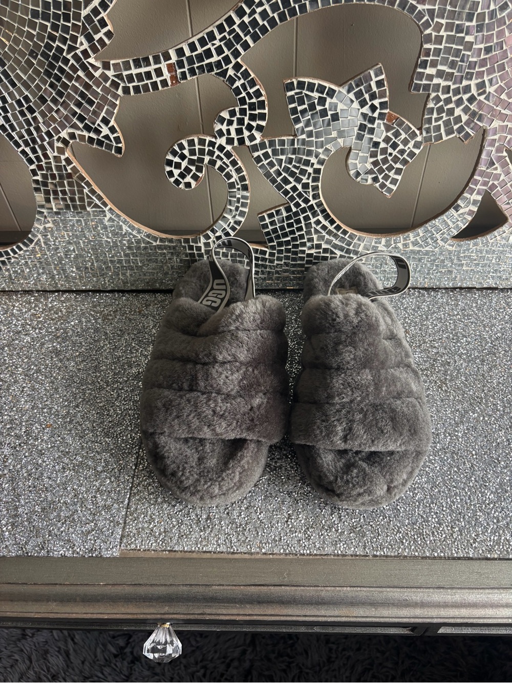 ⭐️UGG Fluff Yeah Slide Slippers in Charcoal Gray - Picture 2 of 6